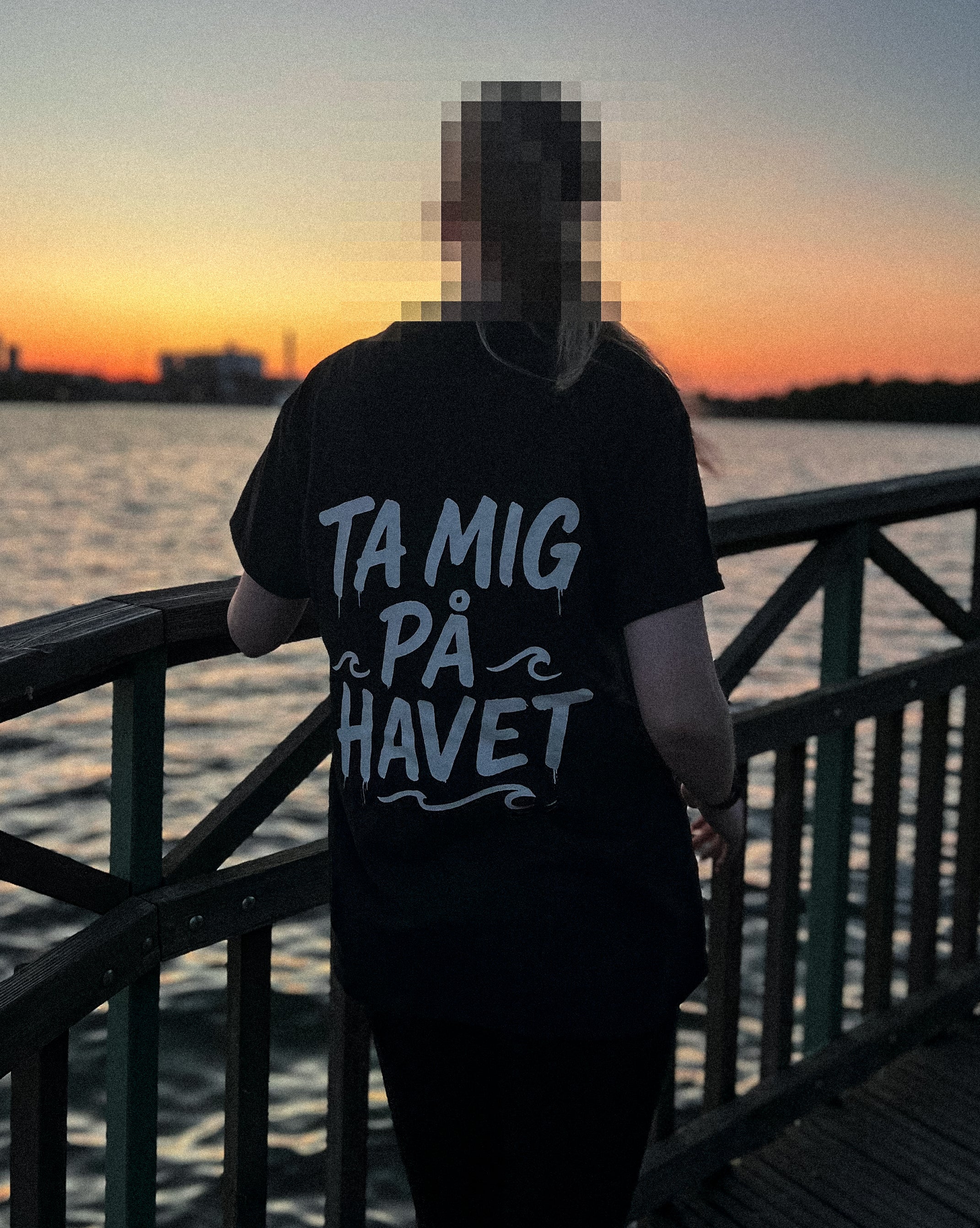 ''Ta mig på havet'' Heavy T-shirt | LIMITED EDITION | unisex